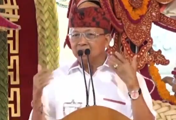 Gubernur Koster Tegas Tolak Ormas Preman di Bali, Andalkan Pecalang Desa Adat